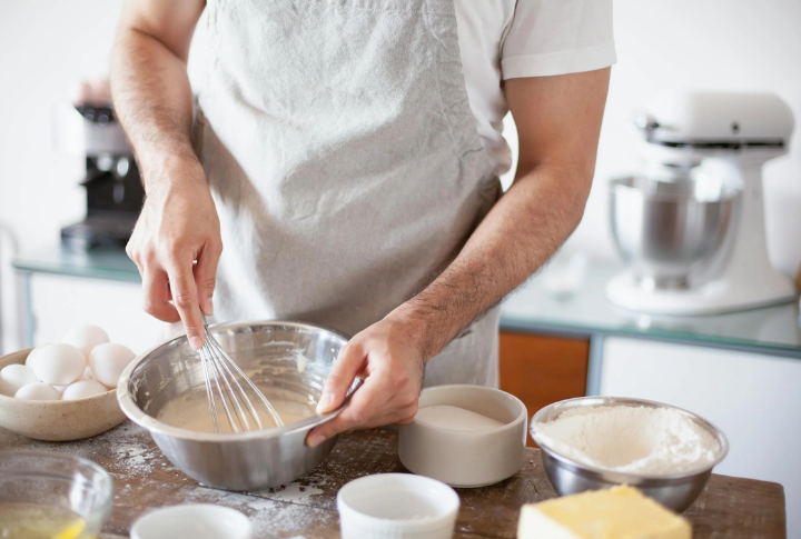Stir The Dry Ingredients In A Bowl
