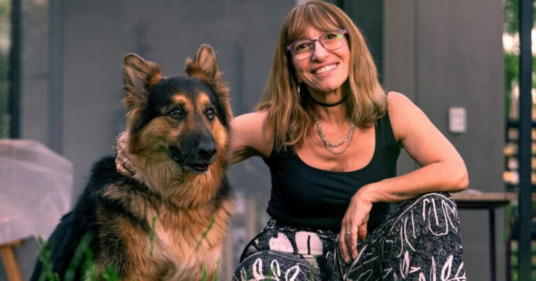 10 Key Behaviors To Expect From A German Shepherd At Home