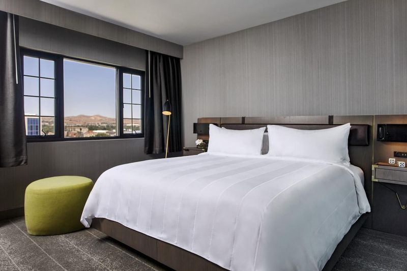 Renaissance Reno Downtown Hotel & Spa