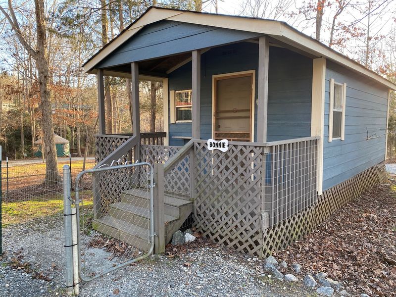 Four Paws Kingdom Campground & Dog Retreat - Rutherfordton