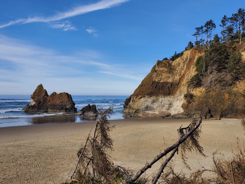 Arcadia Beach State Recreation Site, Arch Cape