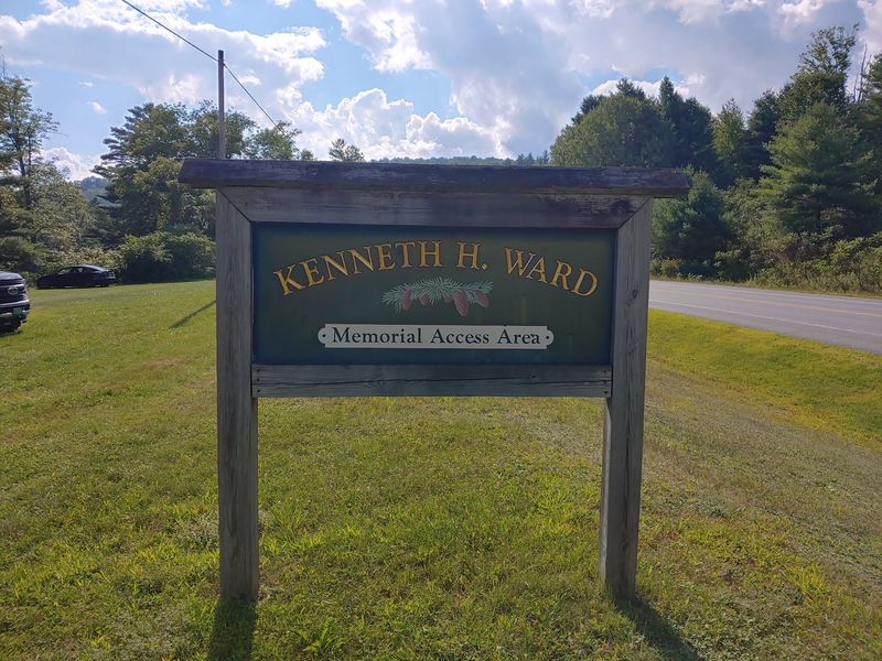 Kenneth Ward Park, Middlesex