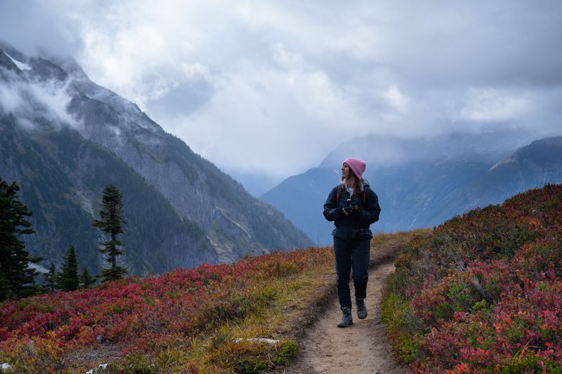 Choose Trails Carefully During Wildlife Activity