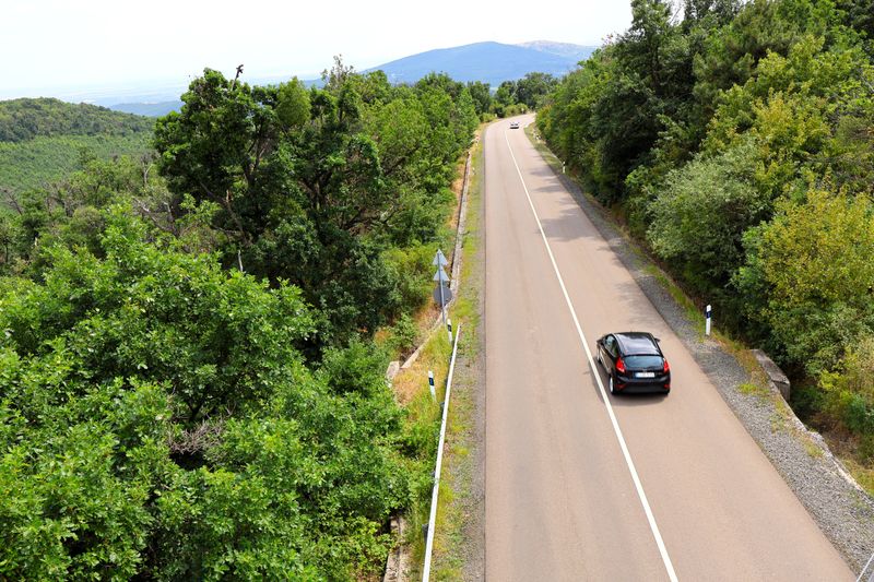 Pick Break Spots Far From Speeding Traffic