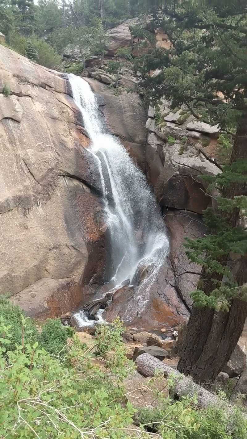 Pine and Staunton State Park: Davis Ponds to Elk Falls