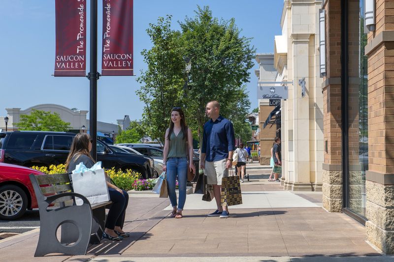 Hot Sidewalks Around Shopping Areas