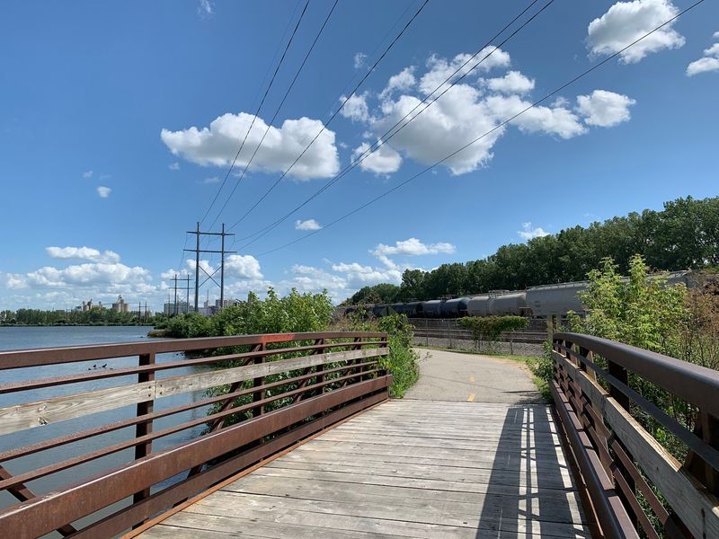 Cedar River Trail