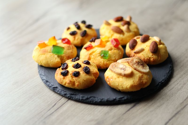 Raisin-Studded Desserts