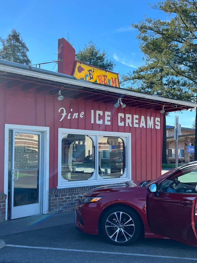 Marianne's Ice Cream in Santa Cruz