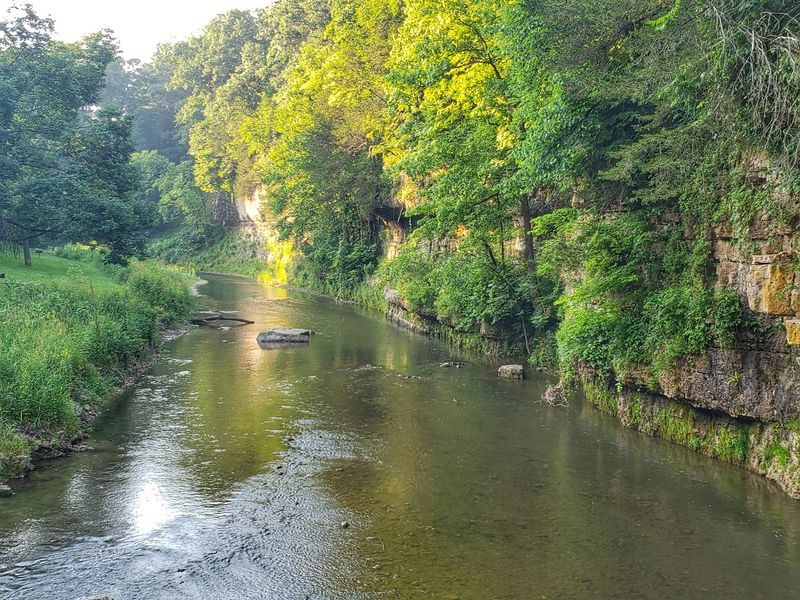 Apple River Canyon State Park Brings More Rugged Scenery