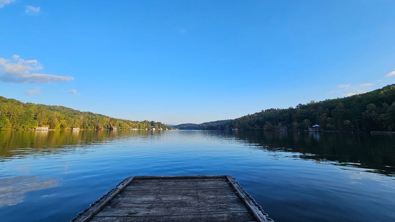 Lake Burton For A Scenic Weekend Stop