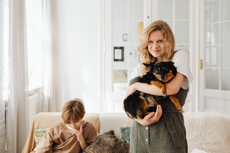 Keep Children and Other Pets Indoors