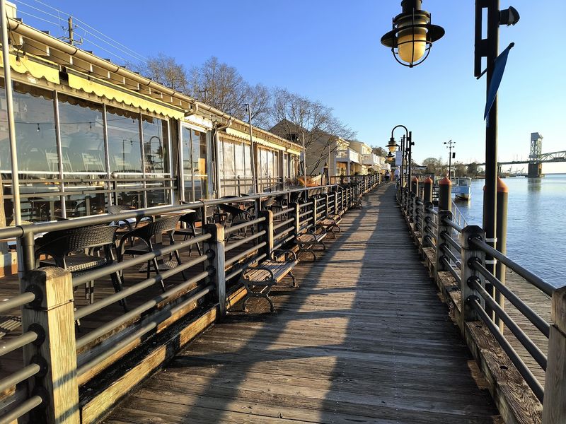 The George on the Riverwalk, Wilmington