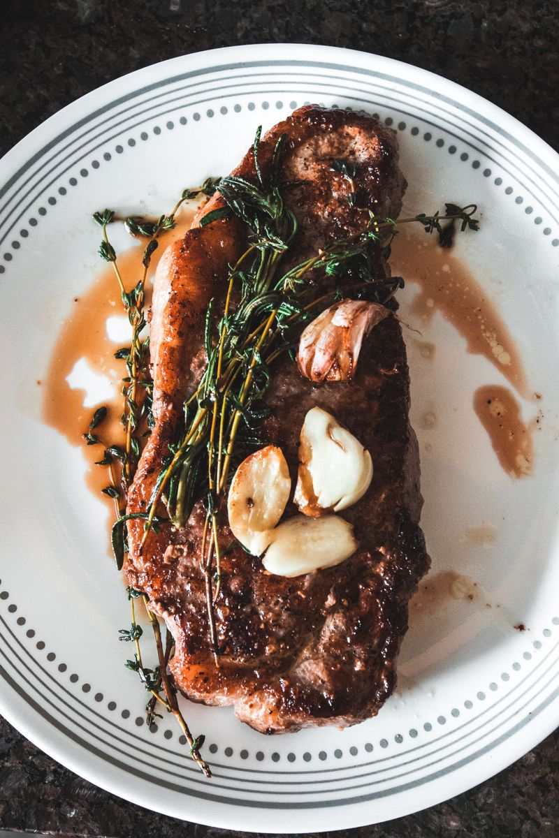 Garlic-Seasoned Meats