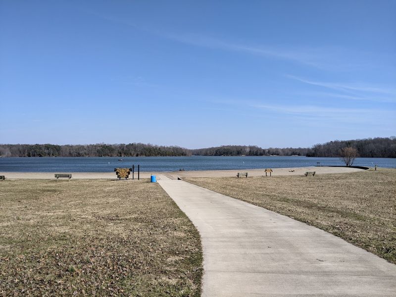Hardy Lake, Scottsburg
