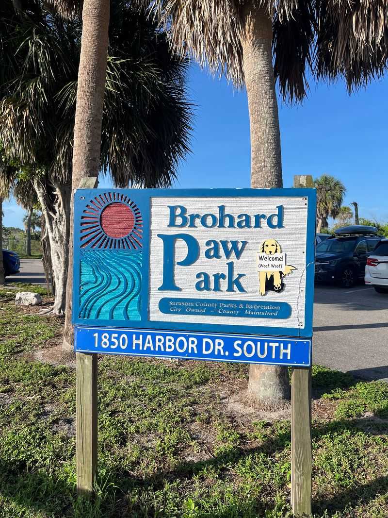 Brohard Paw Park, Venice