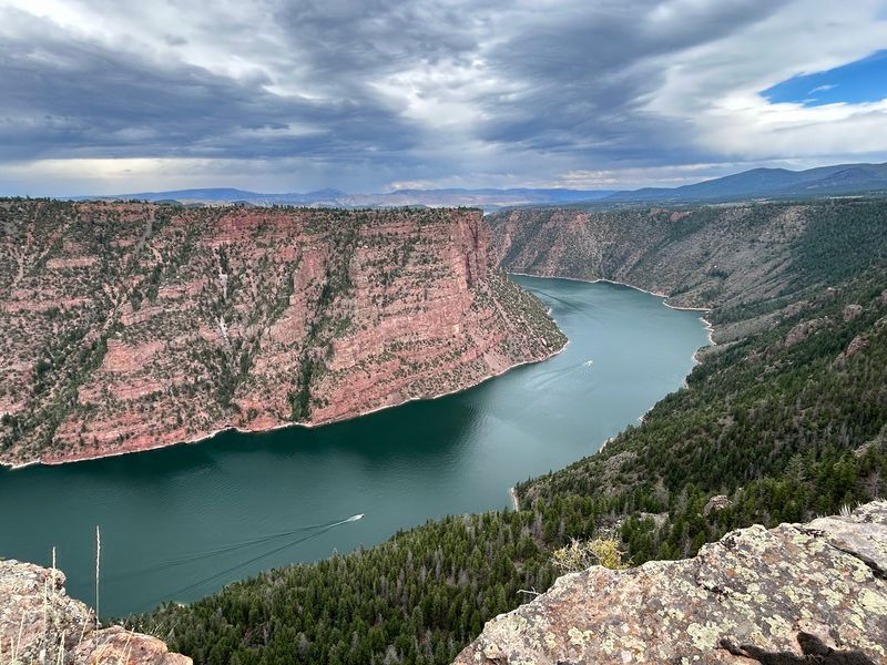 Flaming Gorge Reservoir For Big Views And Open Space