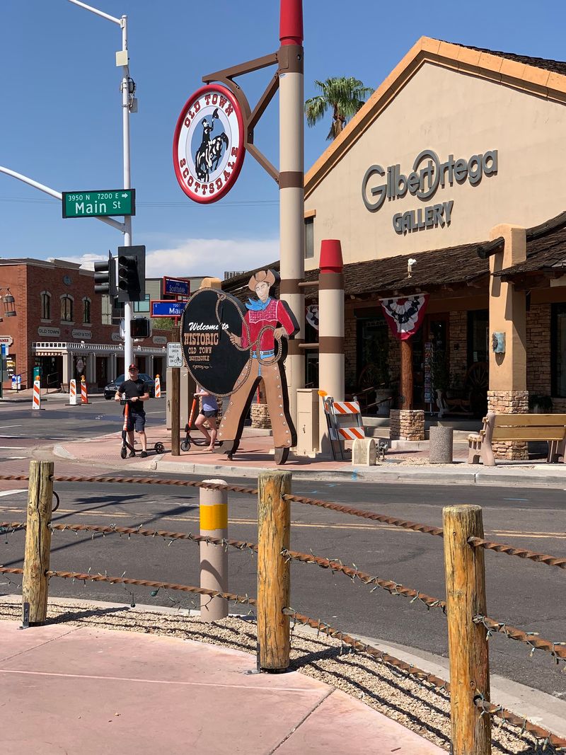 Old Town Scottsdale Sidewalks
