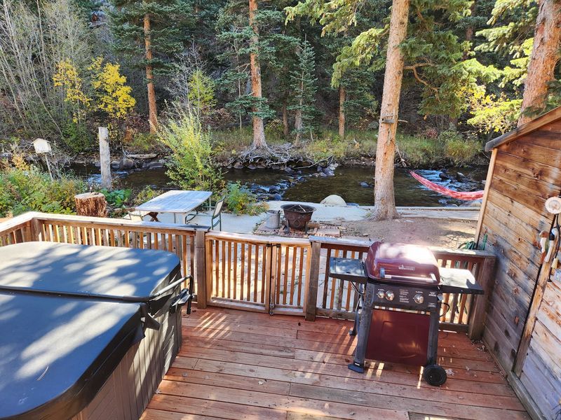 Hideout Cabins, Lyons, Colorado