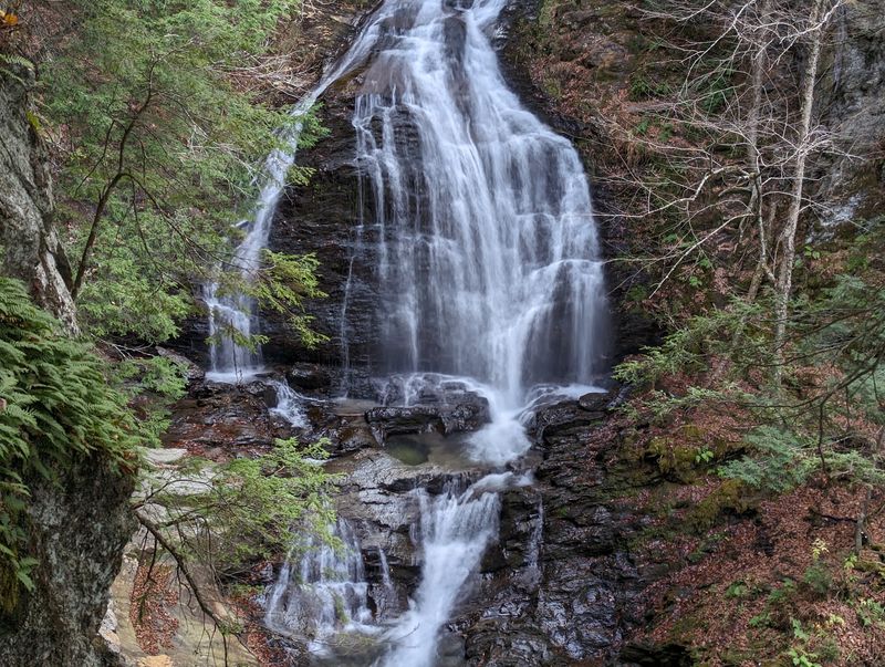 Moss Glen Falls Trail, Stowe