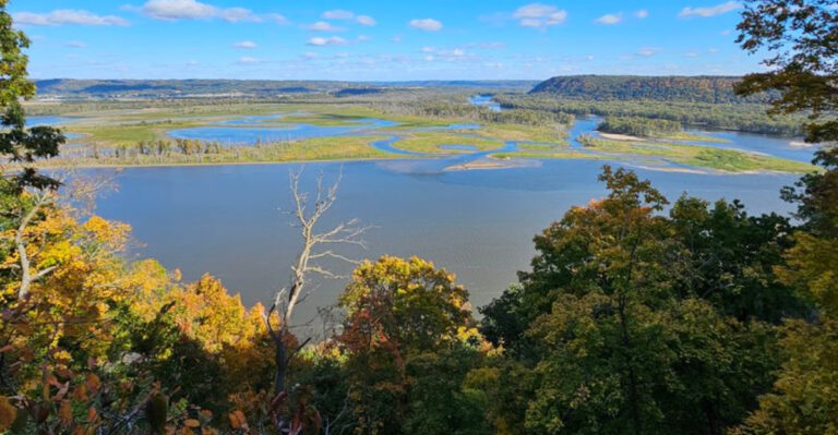Dog-Friendly River Trails And Small-Town Stops Across Iowa