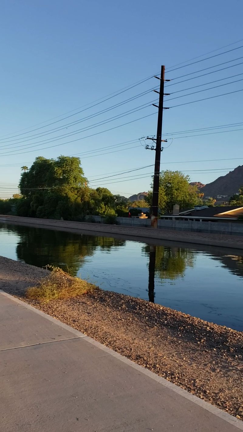 Arizona Canal Path: The Valley's Long Haul