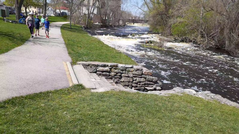 Cedar Creek Walkway, Cedarburg