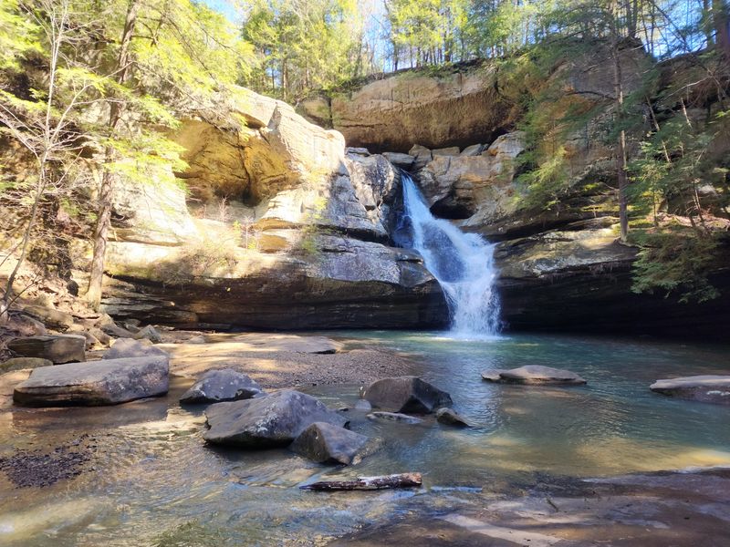 Cedar Falls, Logan