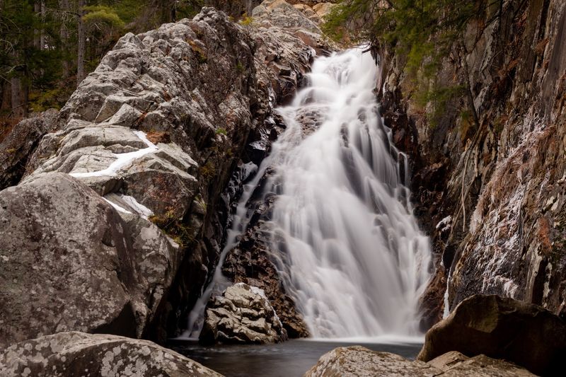 Walk to Silver Lake Past the Falls of Lana