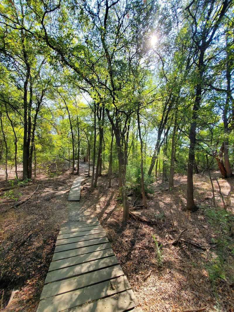 Cedar Hill State Park