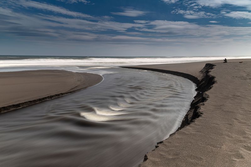 Strong Tides Can Change The Shoreline