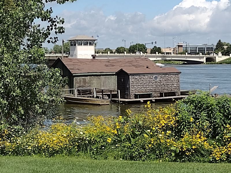 Fox River Riverwalk, Oshkosh