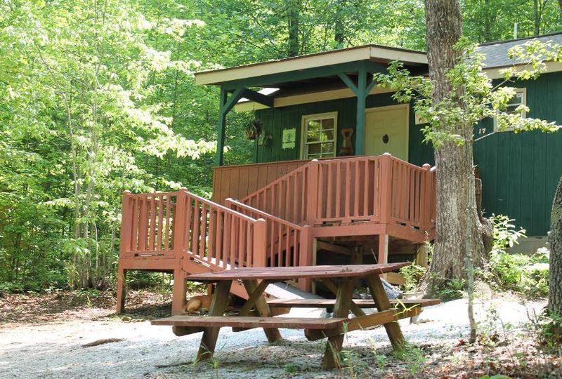 Oconee State Park, Mountain Rest