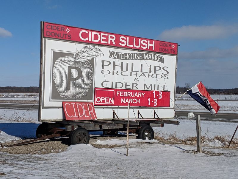 Phillips Orchards, St. Johns