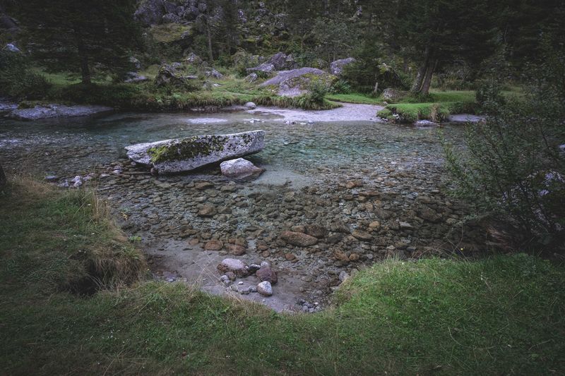 Choose Calm Edges for Water Play