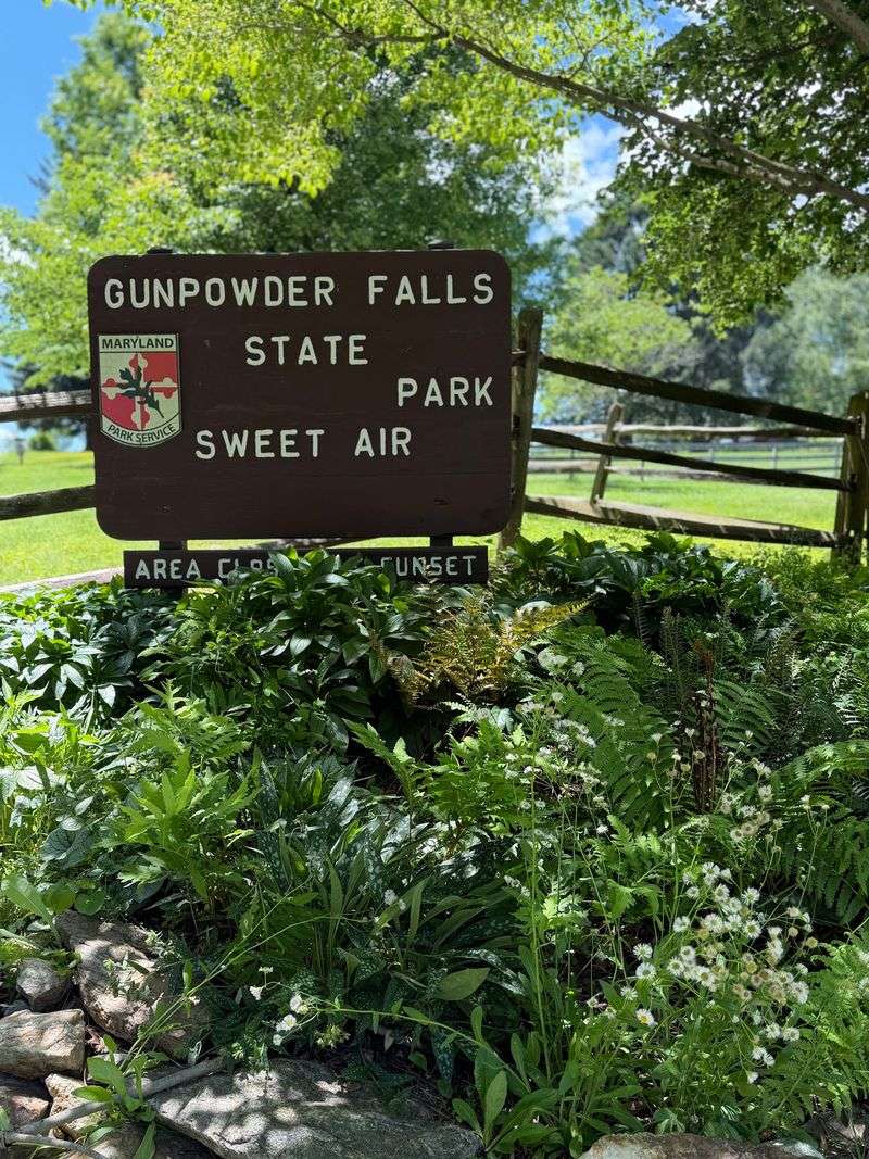 Sweet Air Little Gunpowder Trails