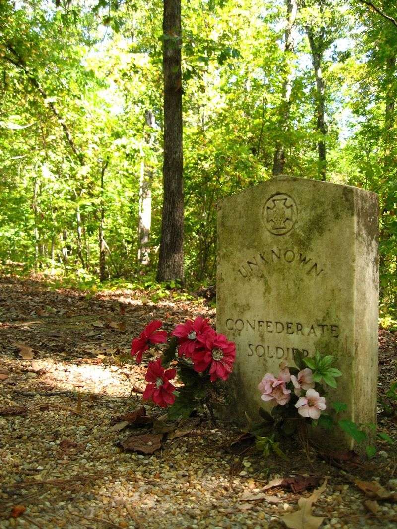 Confederate Gravesites and Old Trace Trail