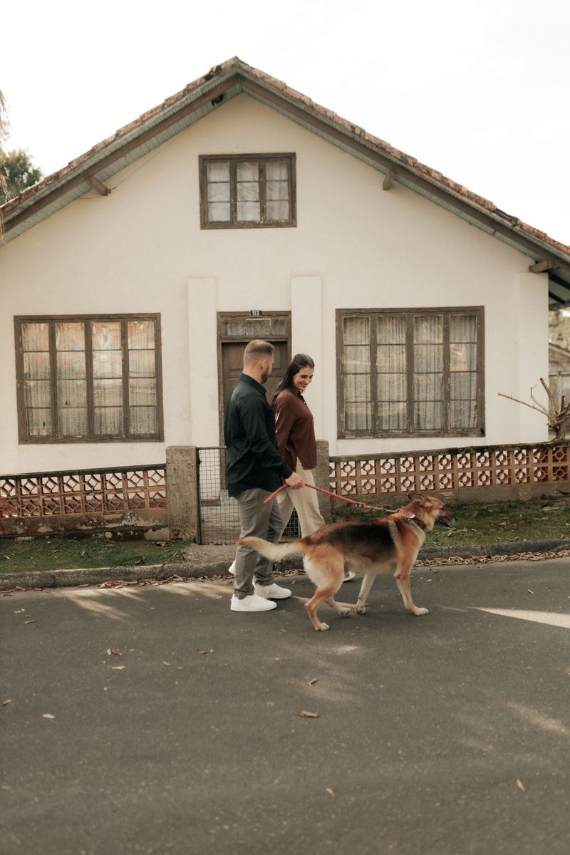 Unmarried Couples Follow Contract and Ownership Rules