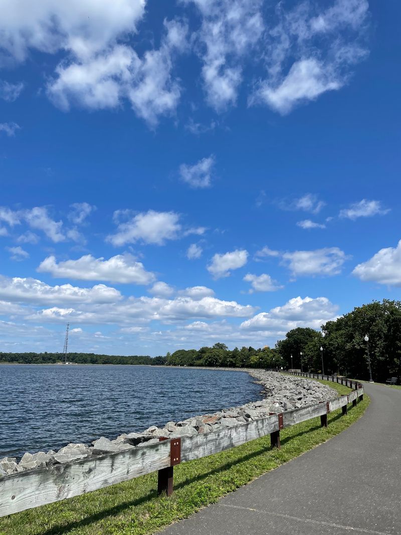 Brick Reservoir, Brick Township