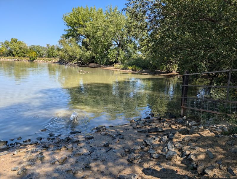 Twin Lakes West Lake Off-Leash Area, Boulder County