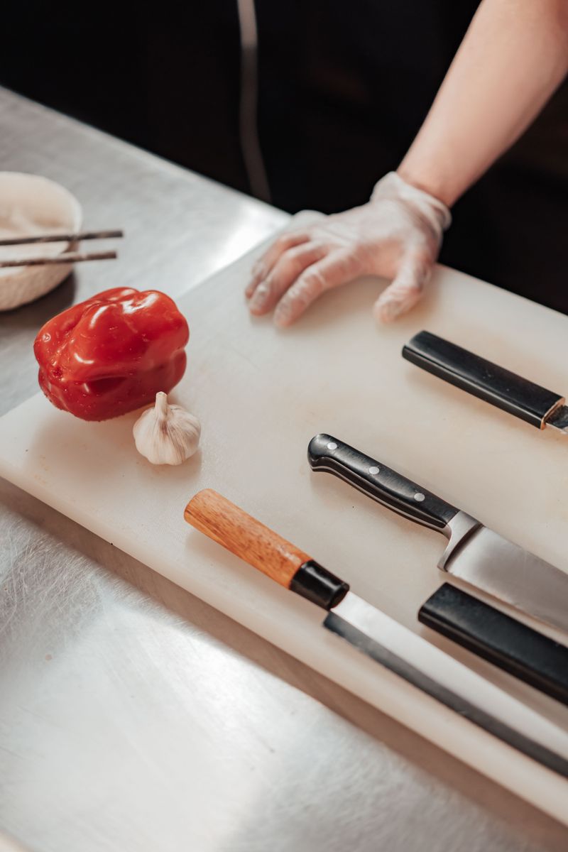 Knives on the Counter Edge