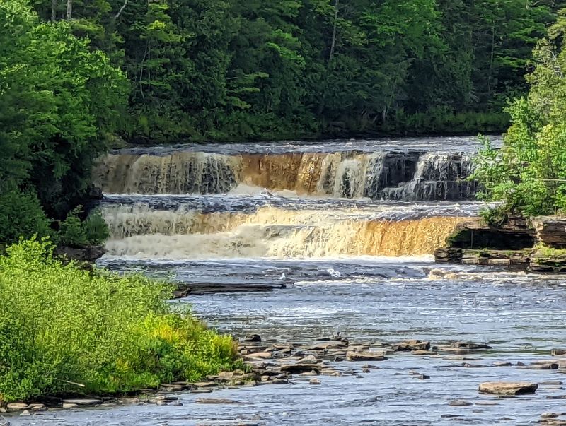 Lower Tahquamenon Falls