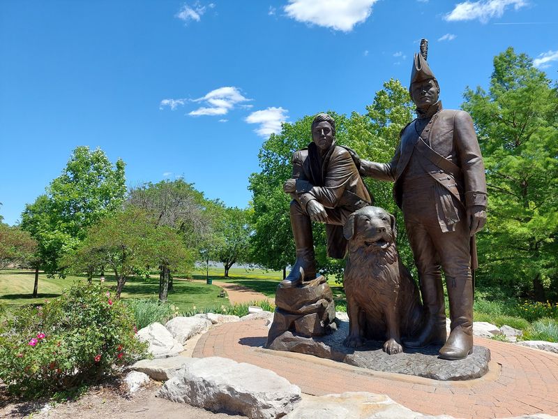 St. Charles: Frontier Park and Historic Main Street