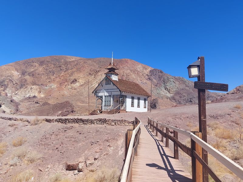 Calico Ghost Town Regional Park: Follow the Silver-Rush Streets