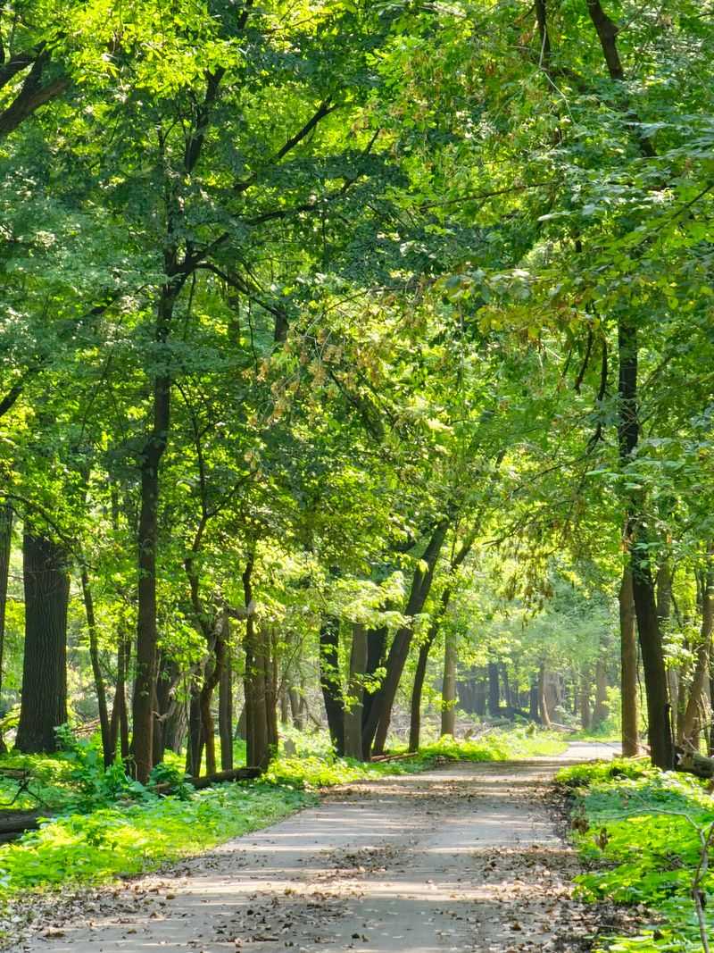 Shakopee: Huber Park and Minnesota Valley State Trail
