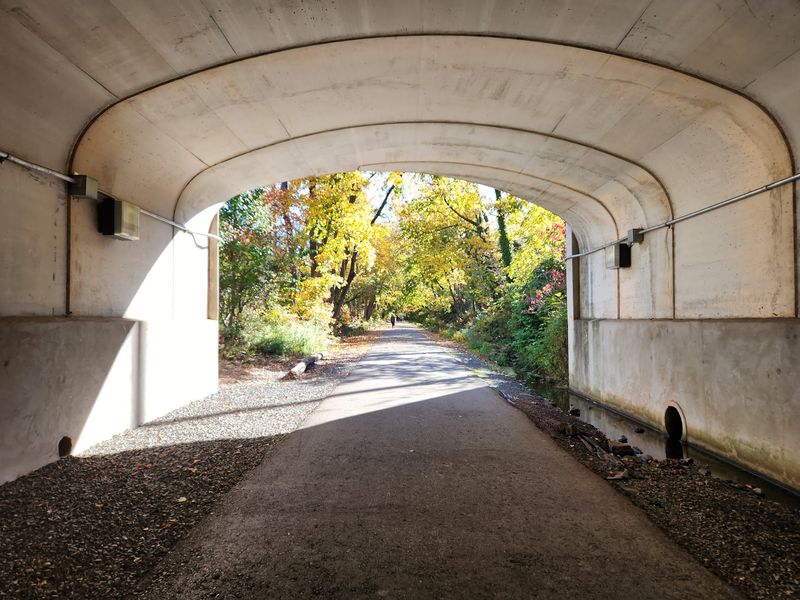 Middlesex Greenway: A Smooth Neighborhood Escape
