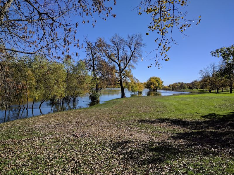 New Ulm: Riverside Park and Minnesota River Shoreline