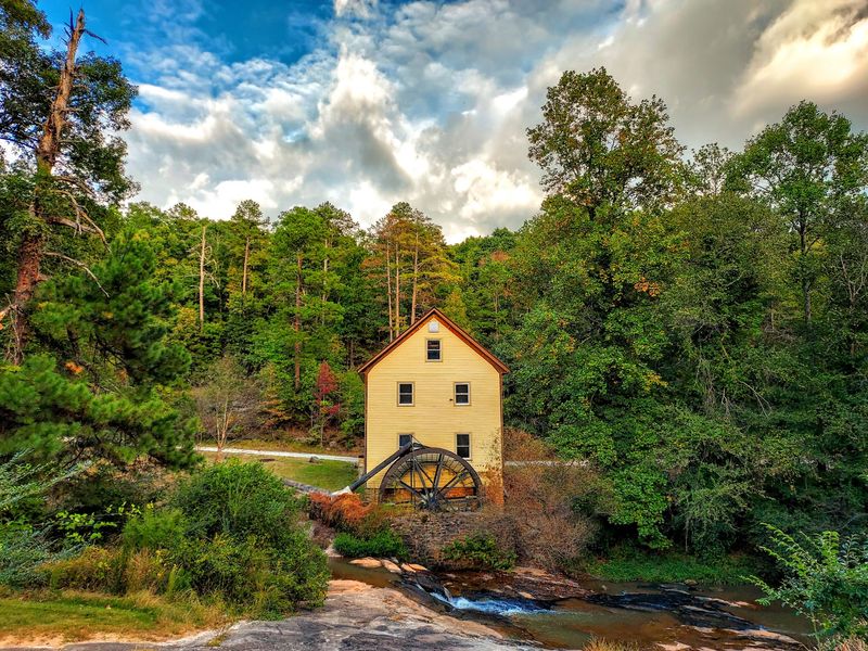 Sell’s Mill Park, Hoschton: Easygoing Waterwheel Time