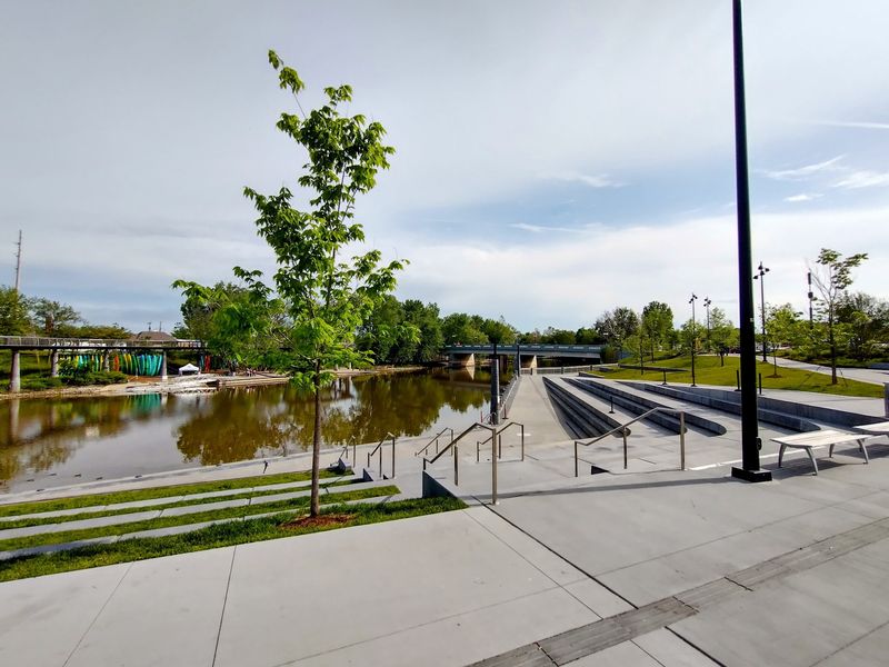 Promenade Park, Fort Wayne