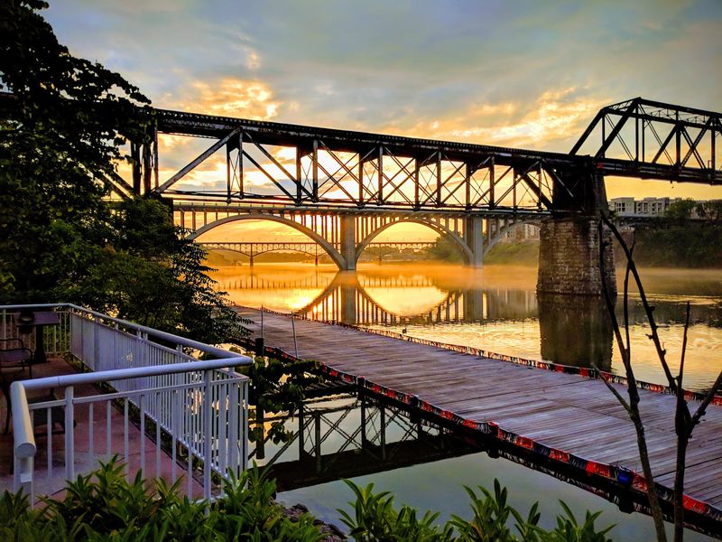 Neyland Greenway, Knoxville: Keep Pace With the River